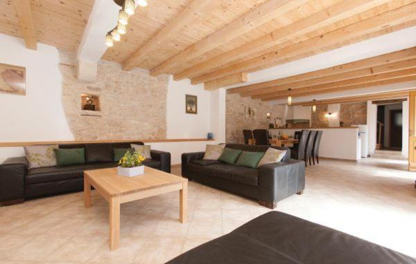 Villa 704 Batlug Ngoại thất bức ảnh
