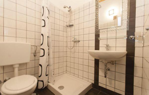 Villa 704 Batlug Ngoại thất bức ảnh